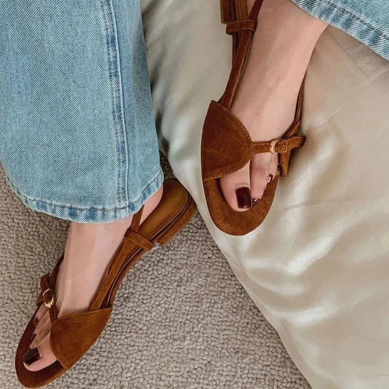 Women’s Sandals 205