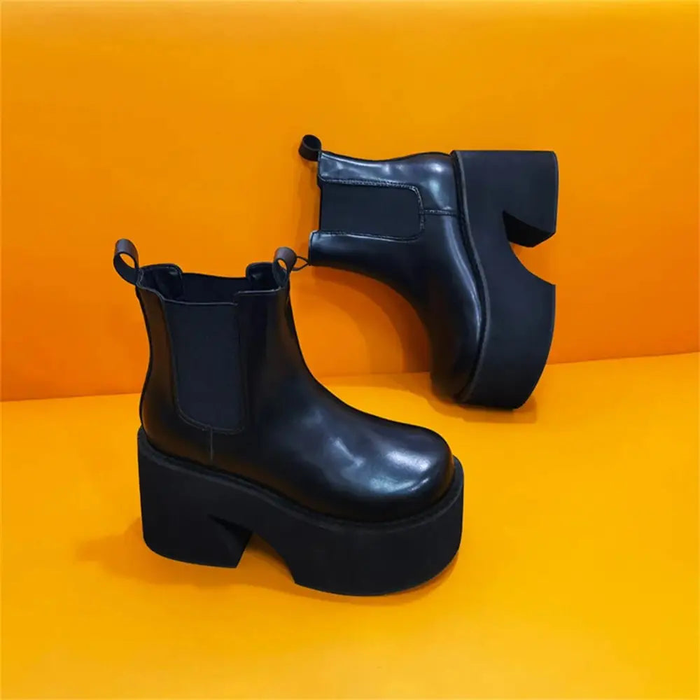 Women’s Boots 307