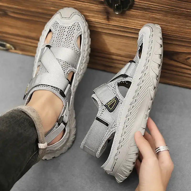 Men’s Sandals 325