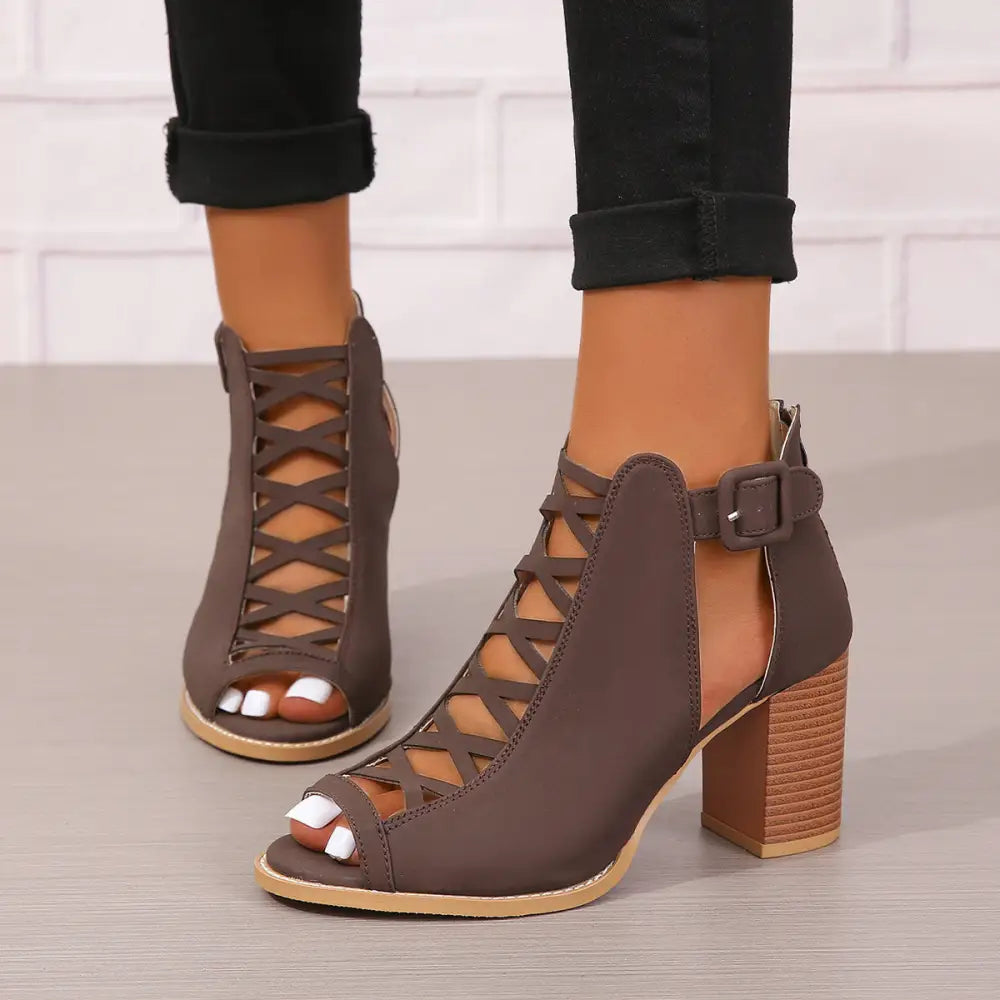 Women’s Heels 216