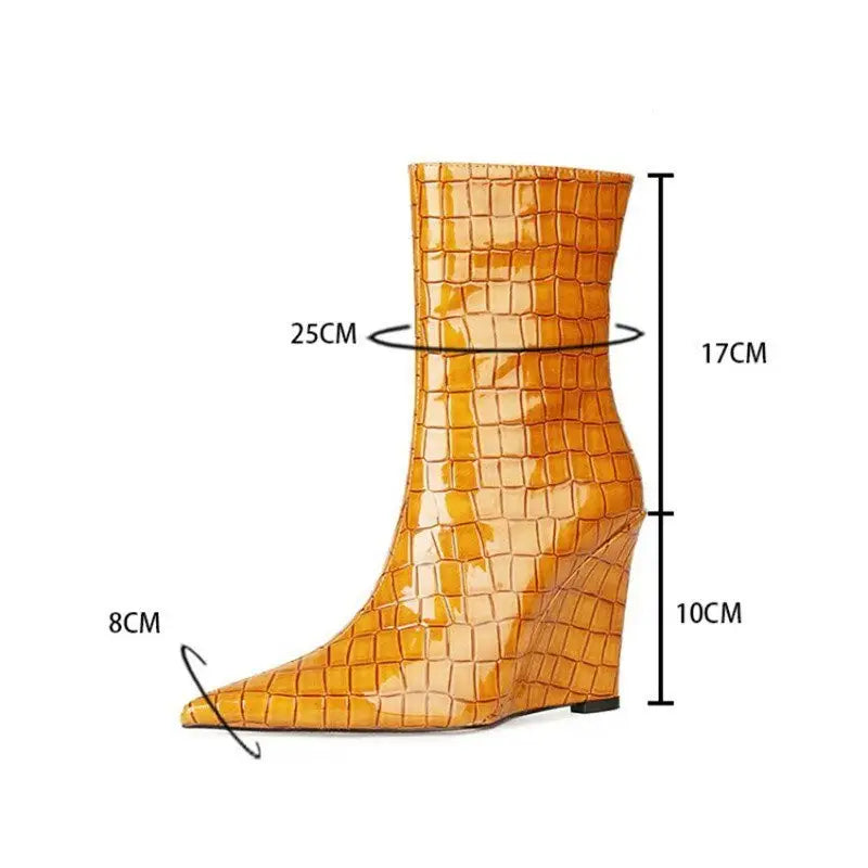Women’s Boots 242