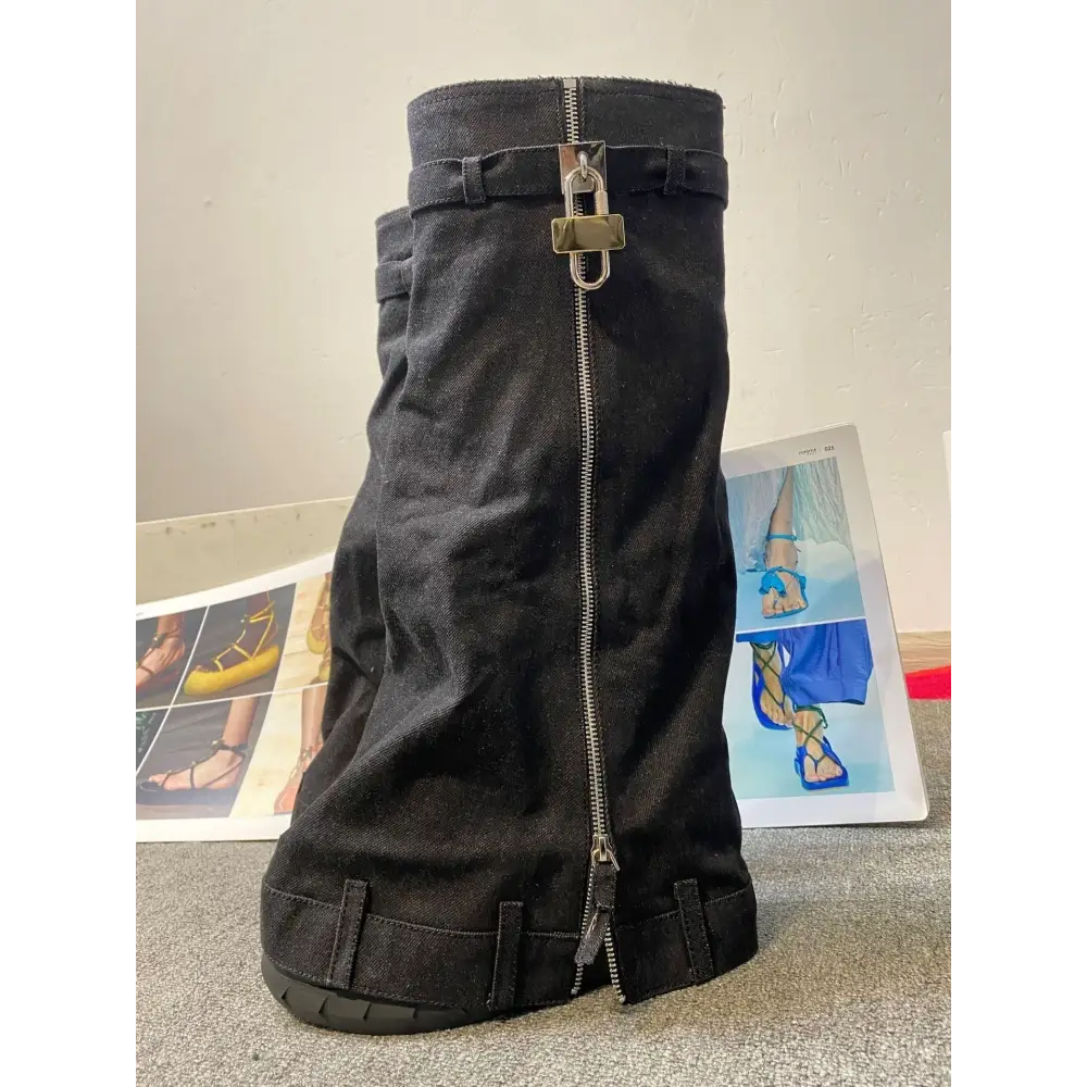 Women’s Boots 207