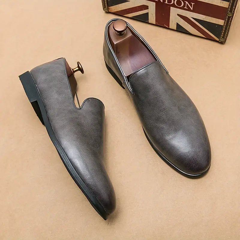 Men’s Shoes 408