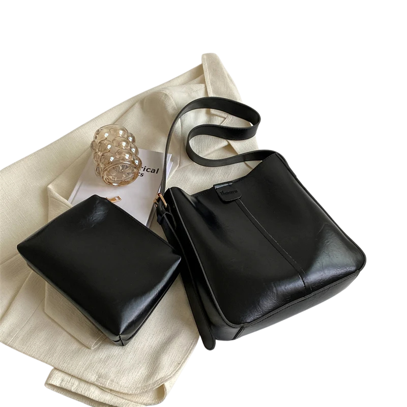 Women’s Leather Bags 151