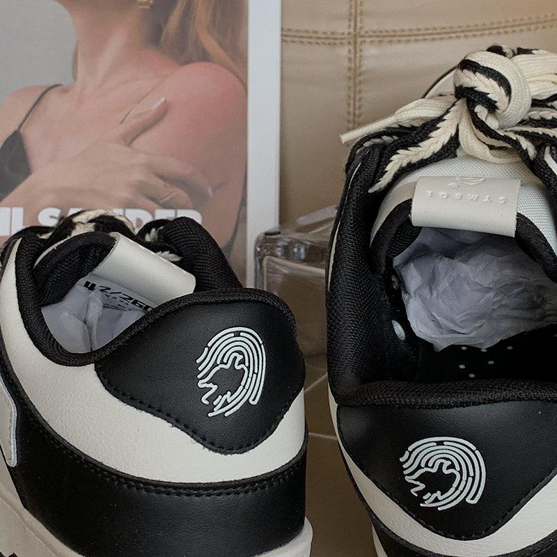 Women’s Sneakers 156
