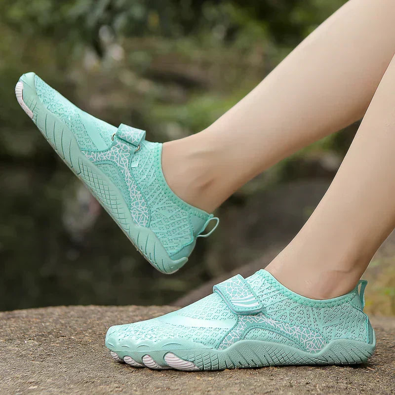 Women’s Sneakers 204