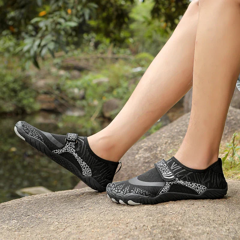 Women’s Sneakers 204