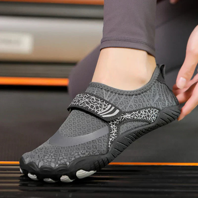 Women’s Sneakers 204