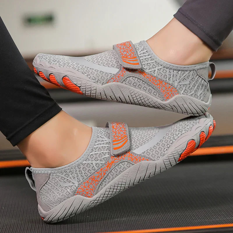 Women’s Sneakers 204