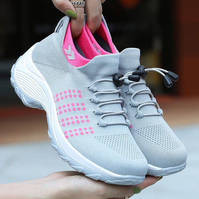 Women’s Sneakers 110