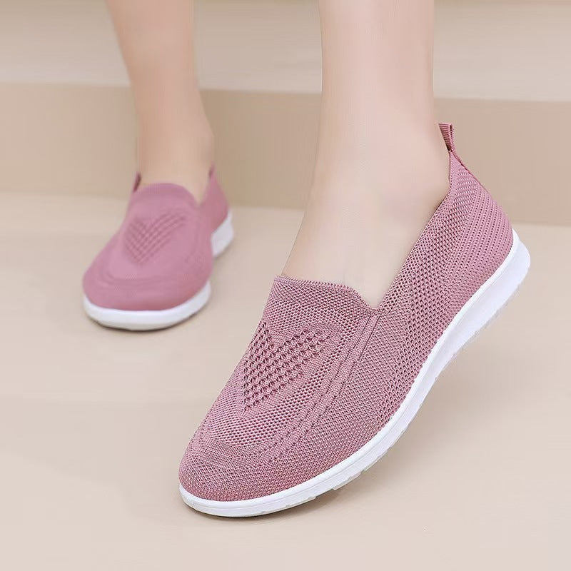 Women’s Sneakers 220