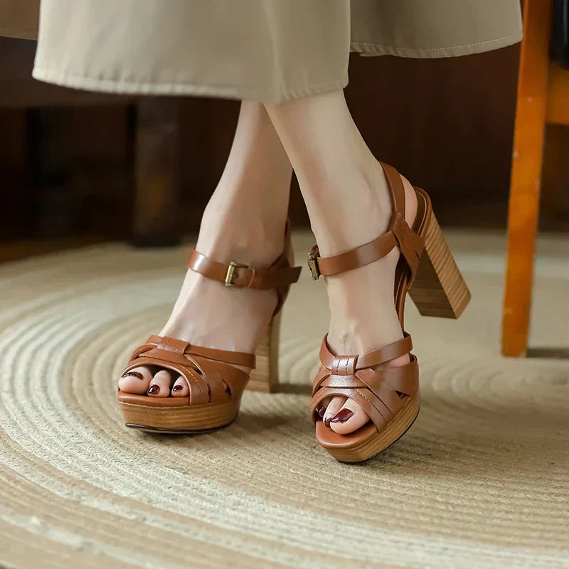 Women’s Heels 266