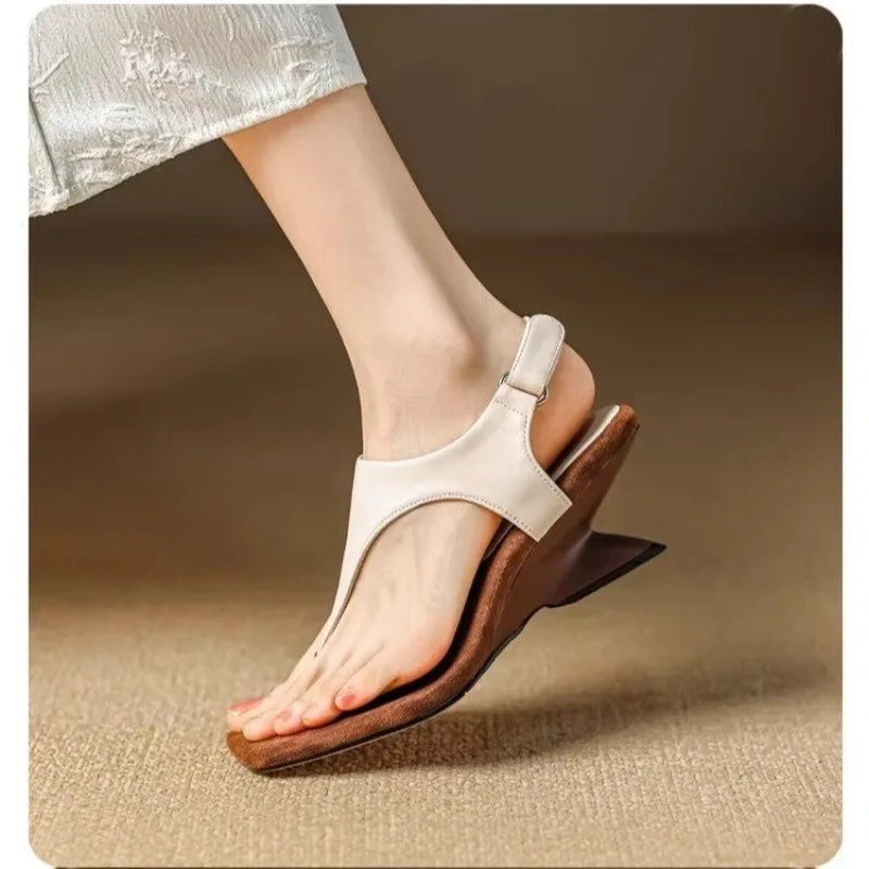 Women’s Sandals 307