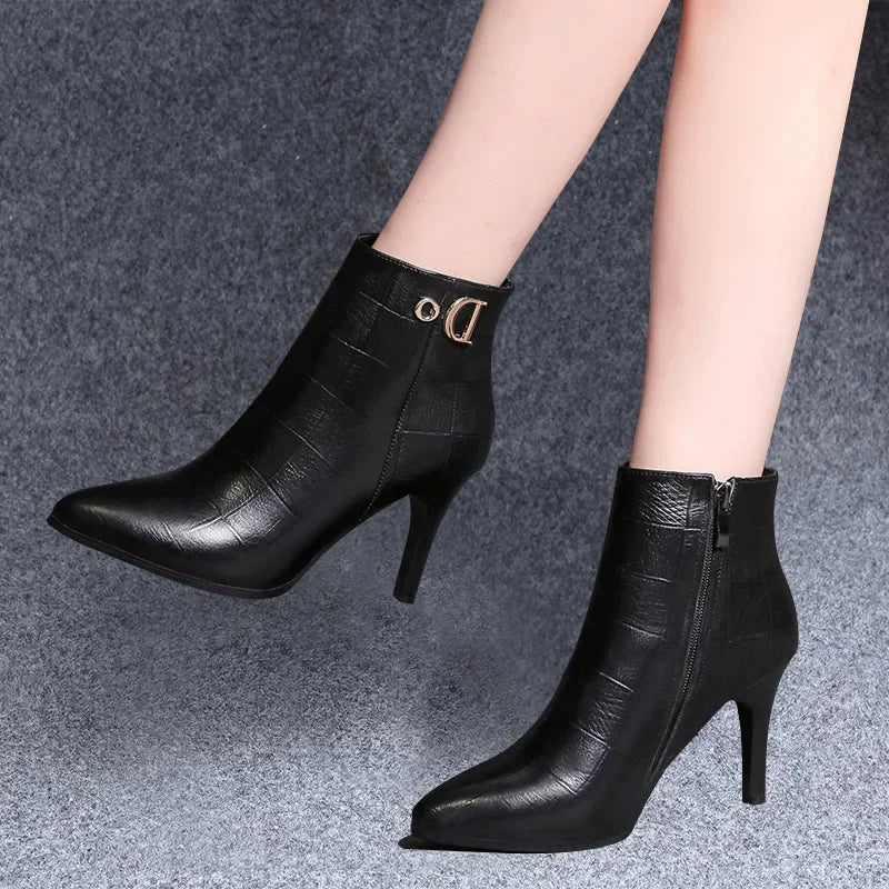 Women’s Boots 166