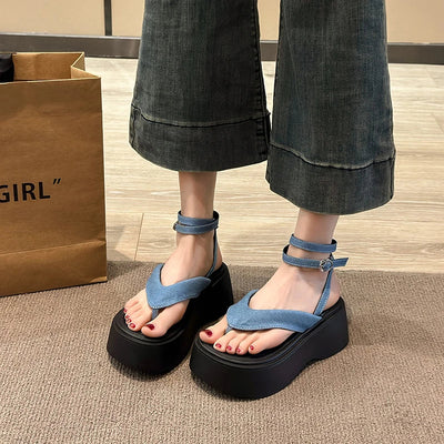 Women’s Sandals 242