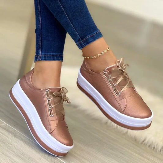 Women’s Sneakers 124