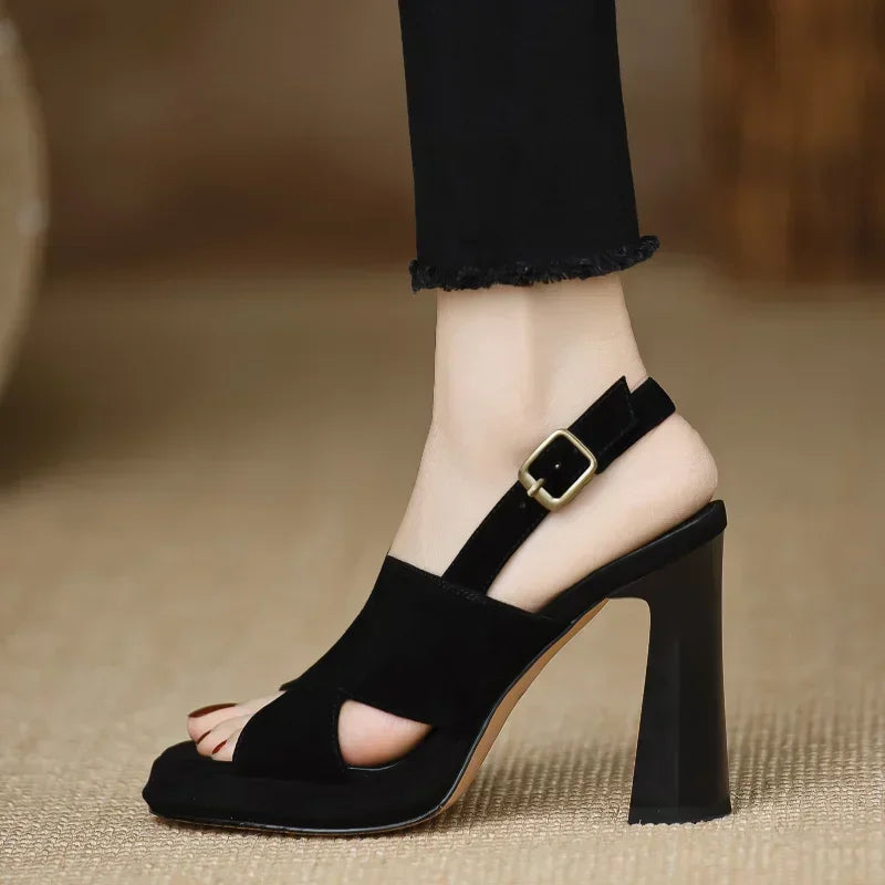 Women’s Heeled Sandals 140