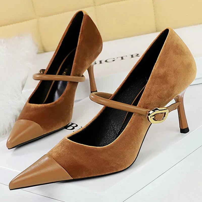 Women’s Heels 174
