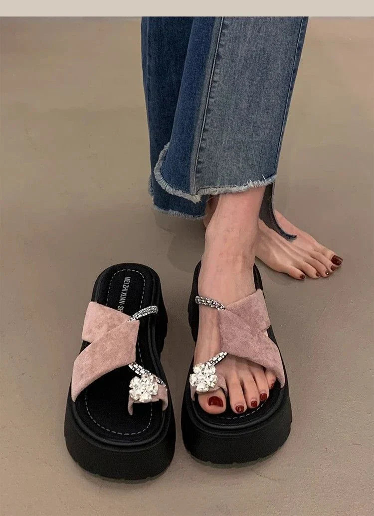 Women’s Slippers 250