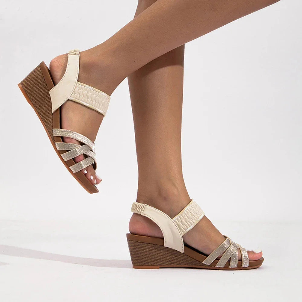 Women’s Sandals 173