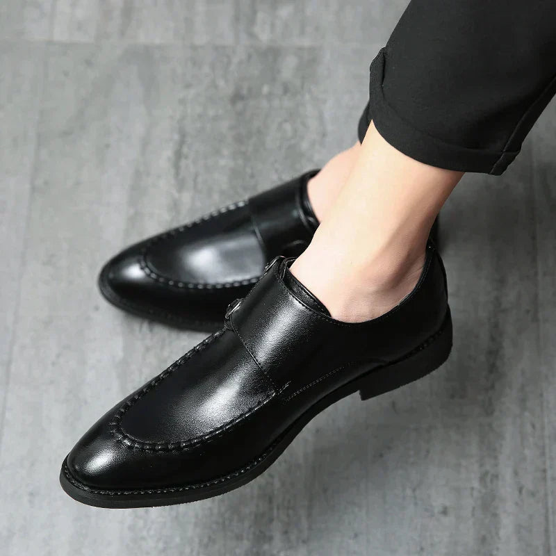 Men’s Shoes 674