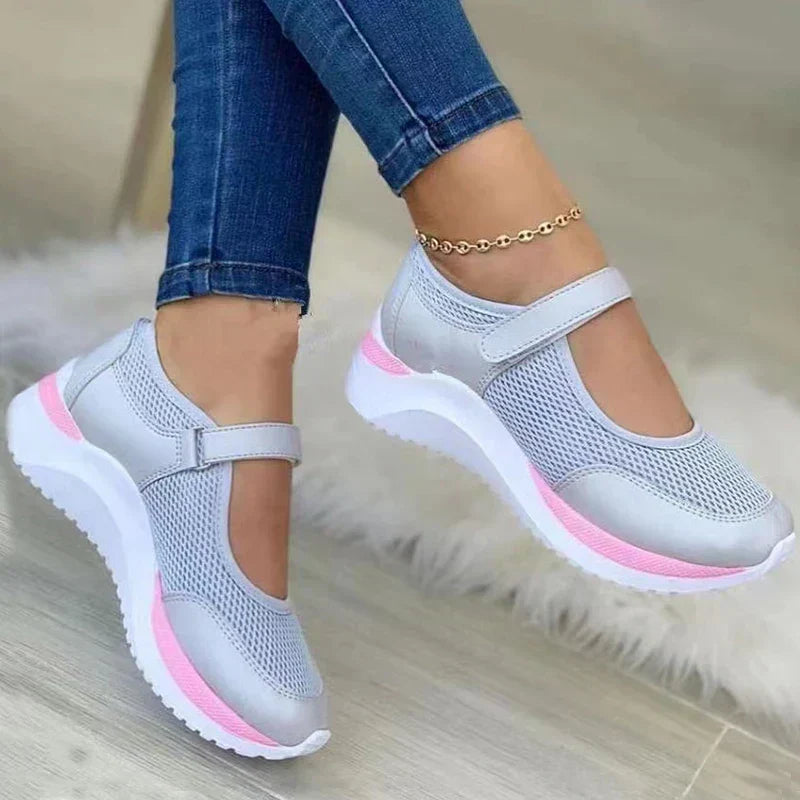 Women’s Sandals 207