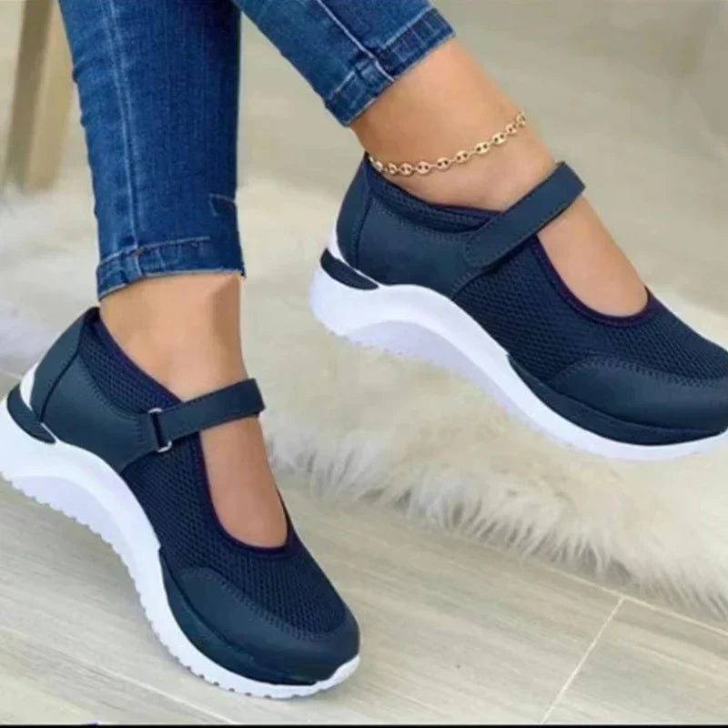 Women’s Sandals 207