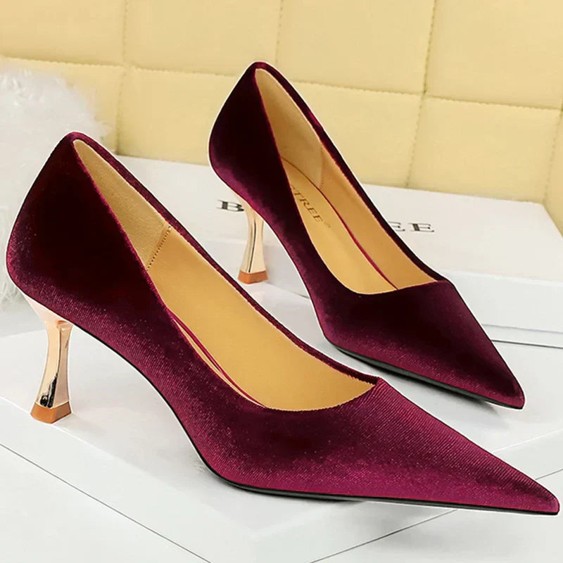 Women’s Heels 145