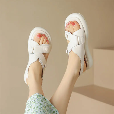 Women’s Sandals 171