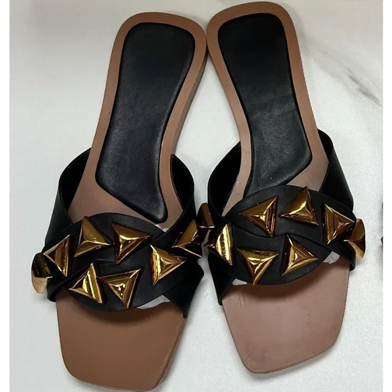 Women’s Slippers 204