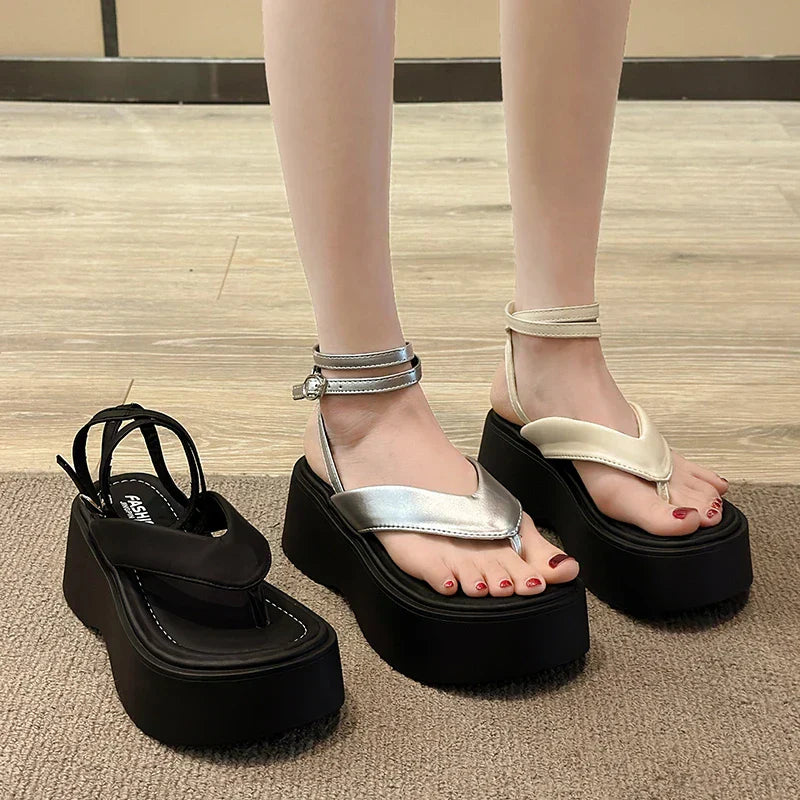 Women’s Sandals 242