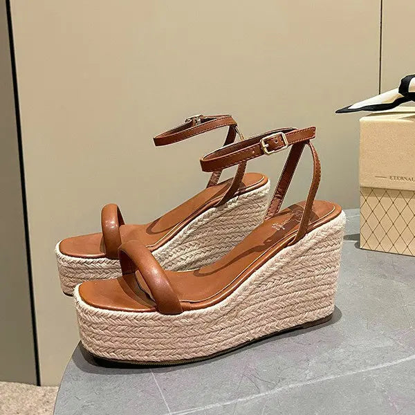 Women’s Heels 275