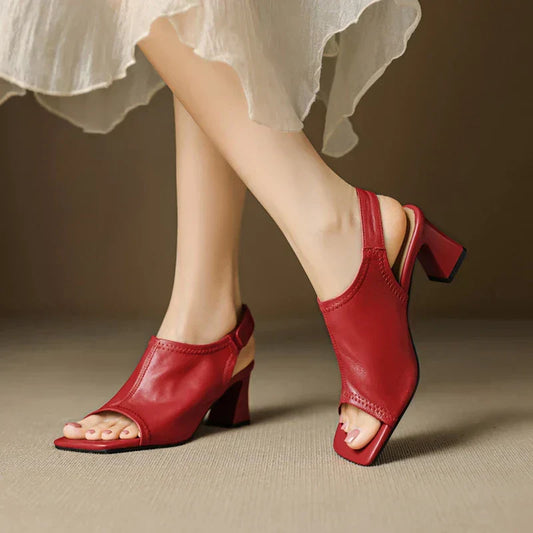 Women’s Sandals 319