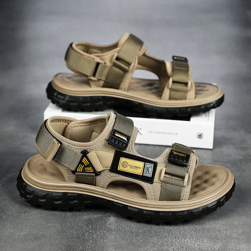 Men’s Sandals 153