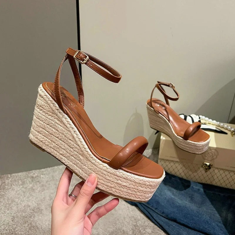 Women’s Heels 275
