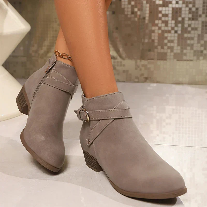 Women’s Boots 130