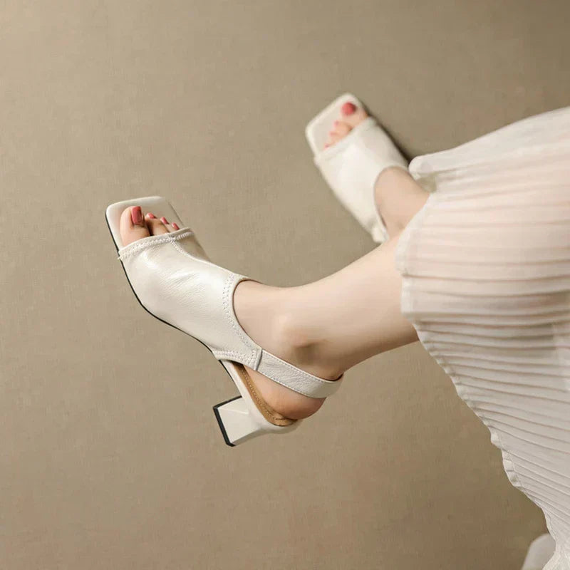 Women’s Sandals 319