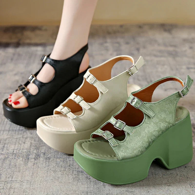 Women’s Heels 223