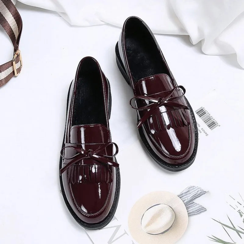 Women’s Sneakers 210