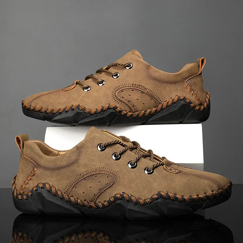 Men’s Sneakers 672