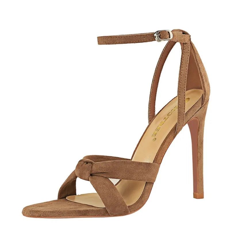 Women’s Heels 157