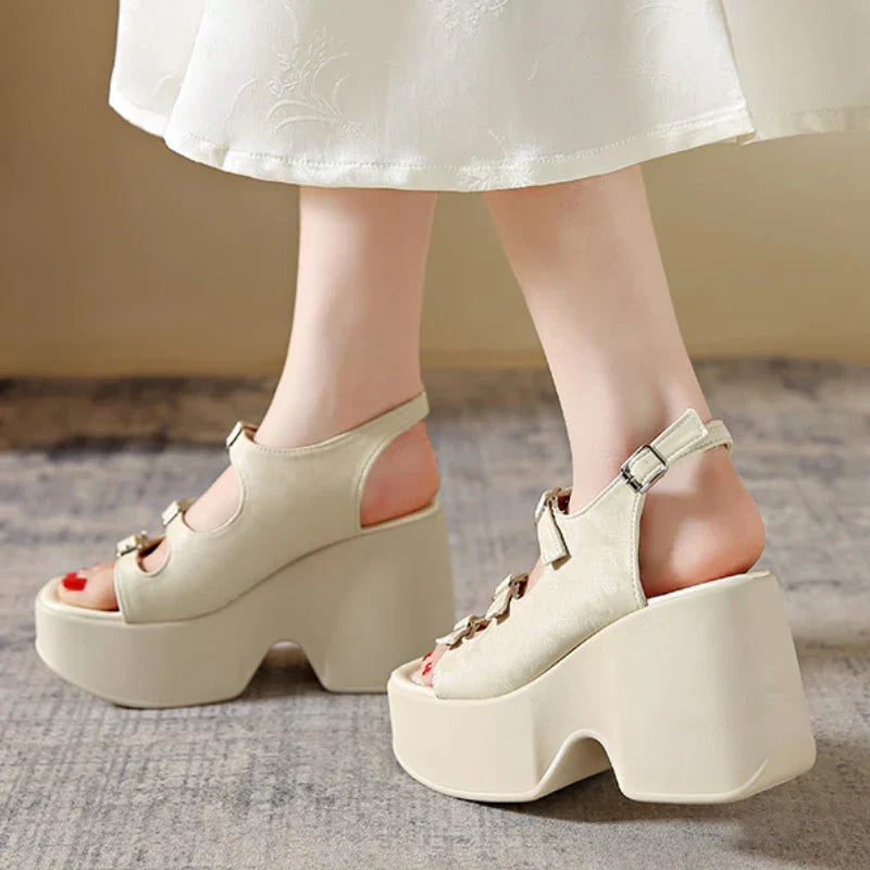 Women’s Heels 223