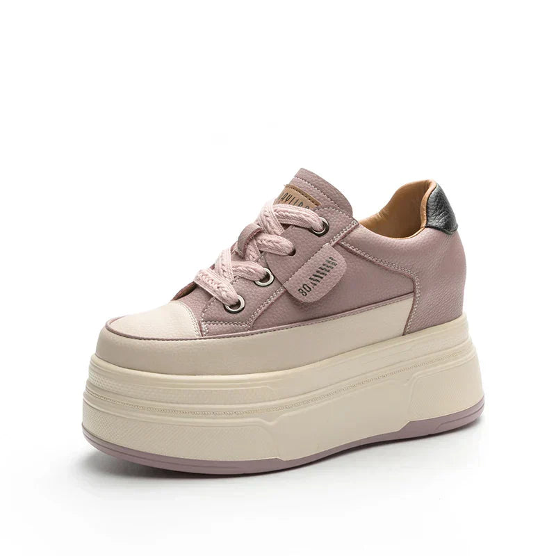 Women’s Sneakers 126