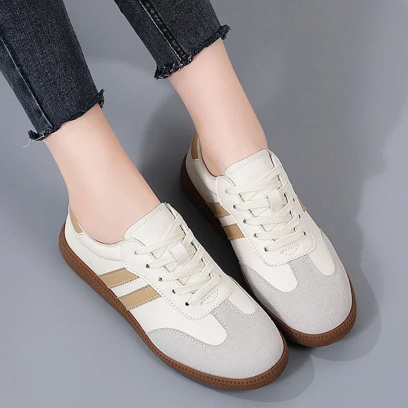 Women’s Sneakers 125