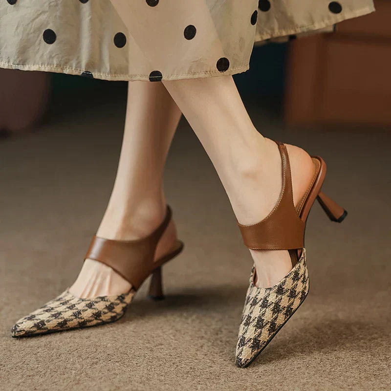 Women’s Sandals 157