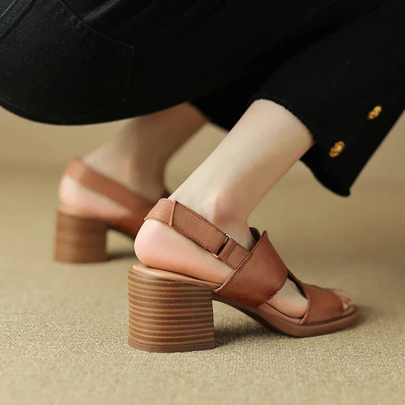 Women’s Sandals 175
