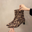  Bej Leopar