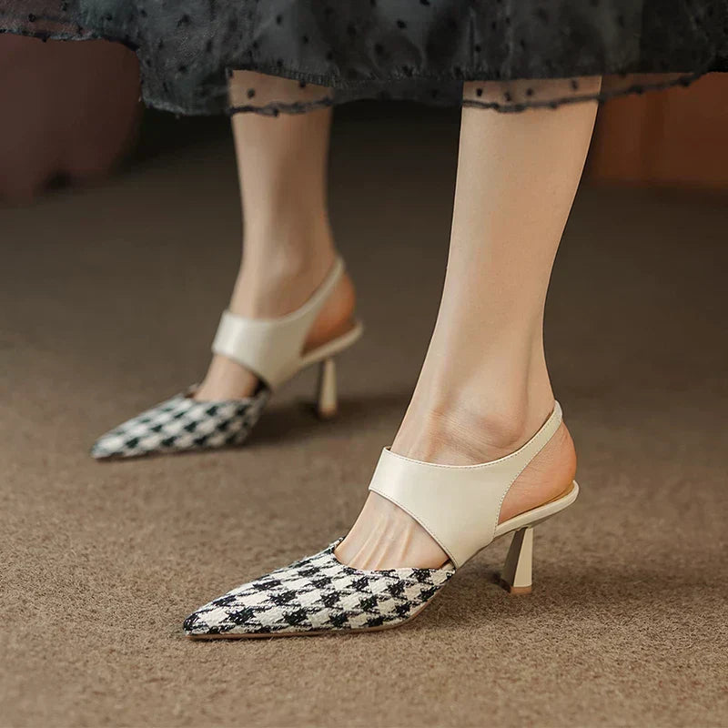 Women’s Sandals 157