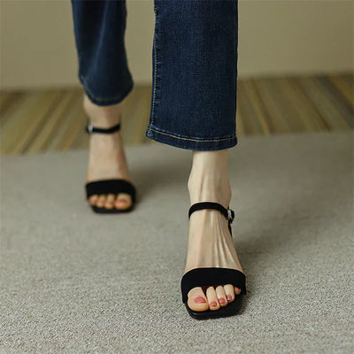 Women’s Sandals  312