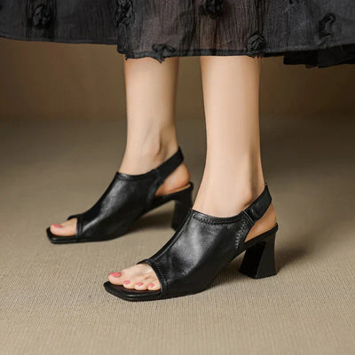 Women’s Sandals 319